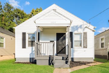 1025 S 40Th St Louisville, KY 40211